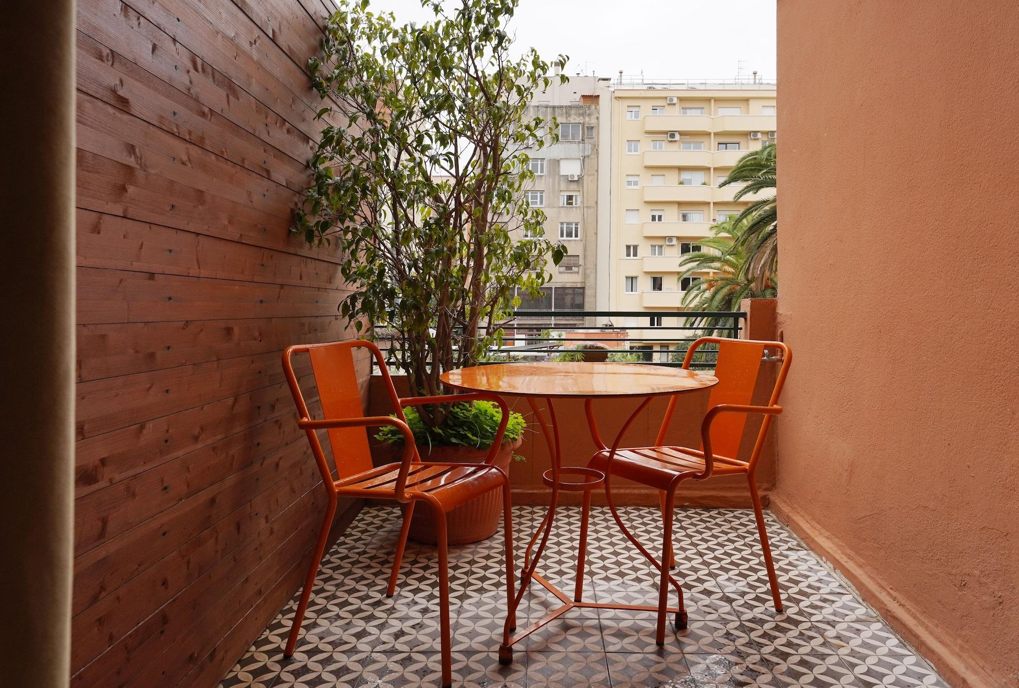 Numa Barcelona Roca Aparthotel Exterior photo